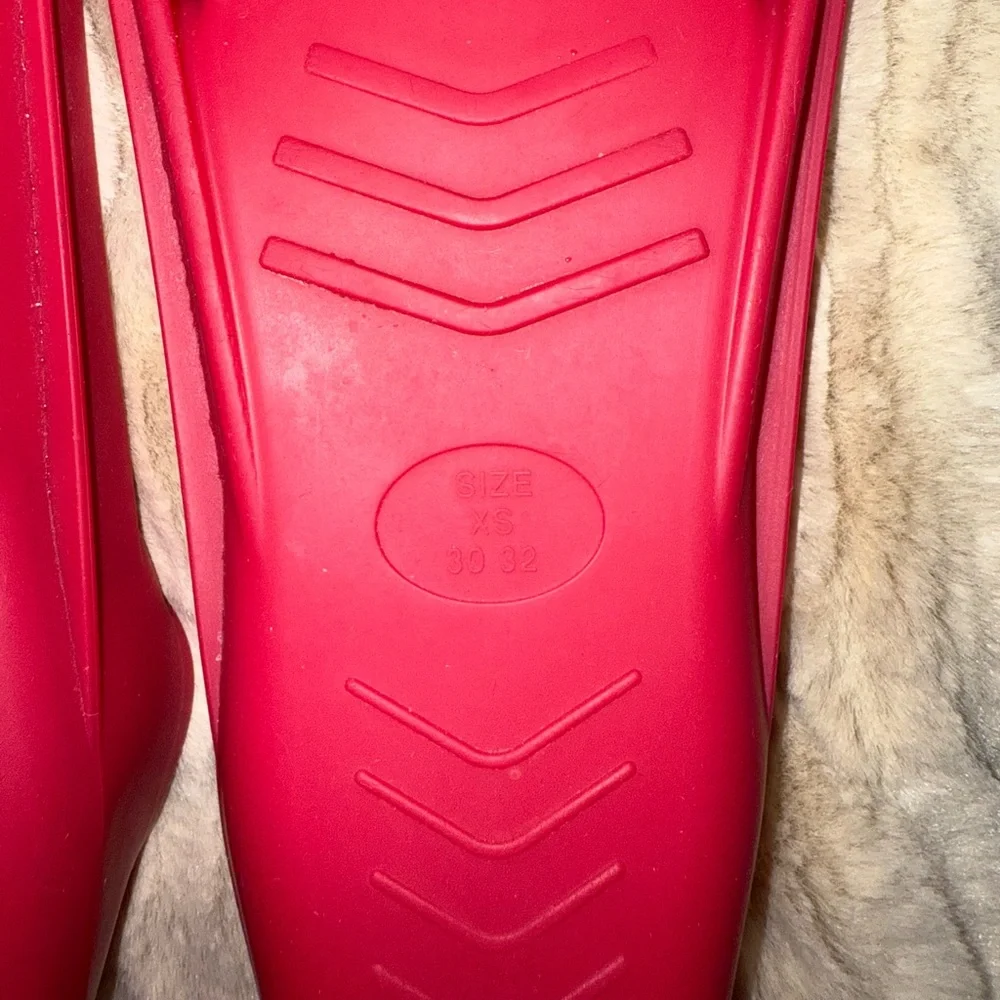 8 y o girl’s swimming set